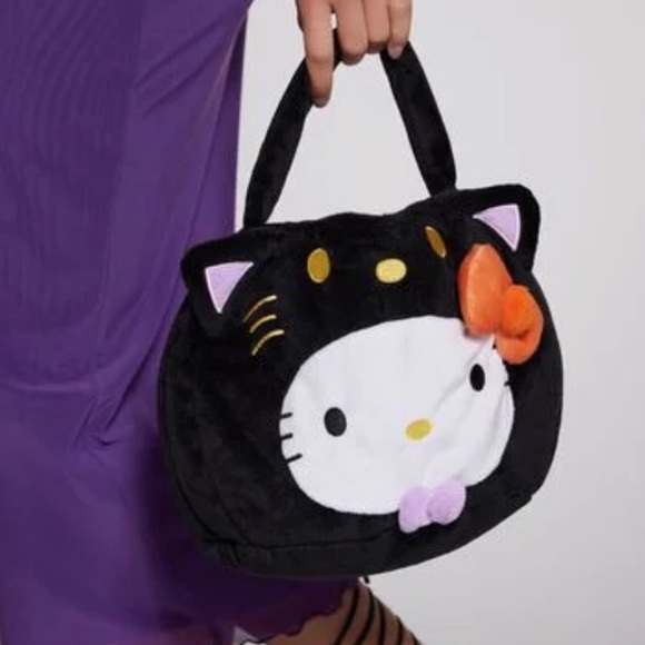 LAST CHANCE DELETING Hello Kitty Forever 21 Plush Black Cat handbag NEW 😻💕 - Picture 2 of 6